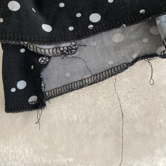 Black and gray polka dot sleeveless midi dress - Picture 12 of 17